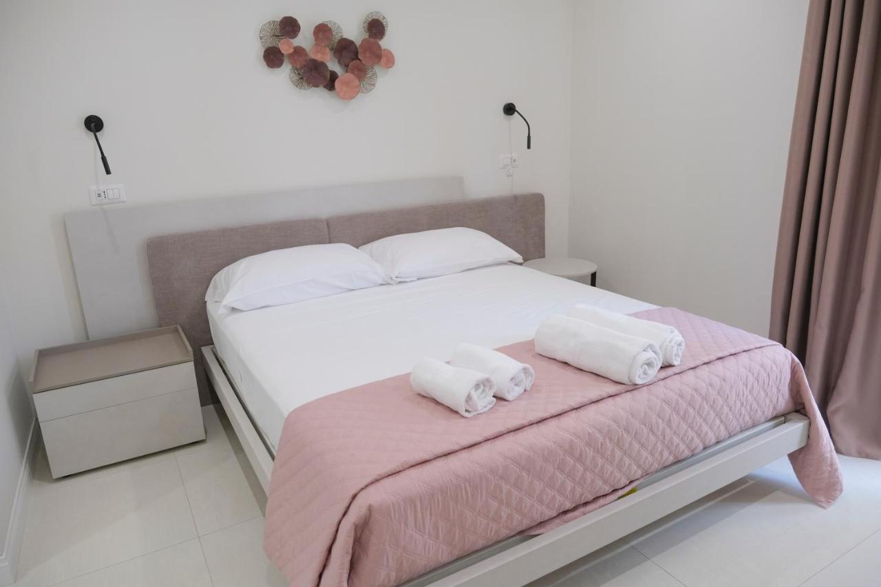 B&B Toci วอลลา ภายนอก รูปภาพ